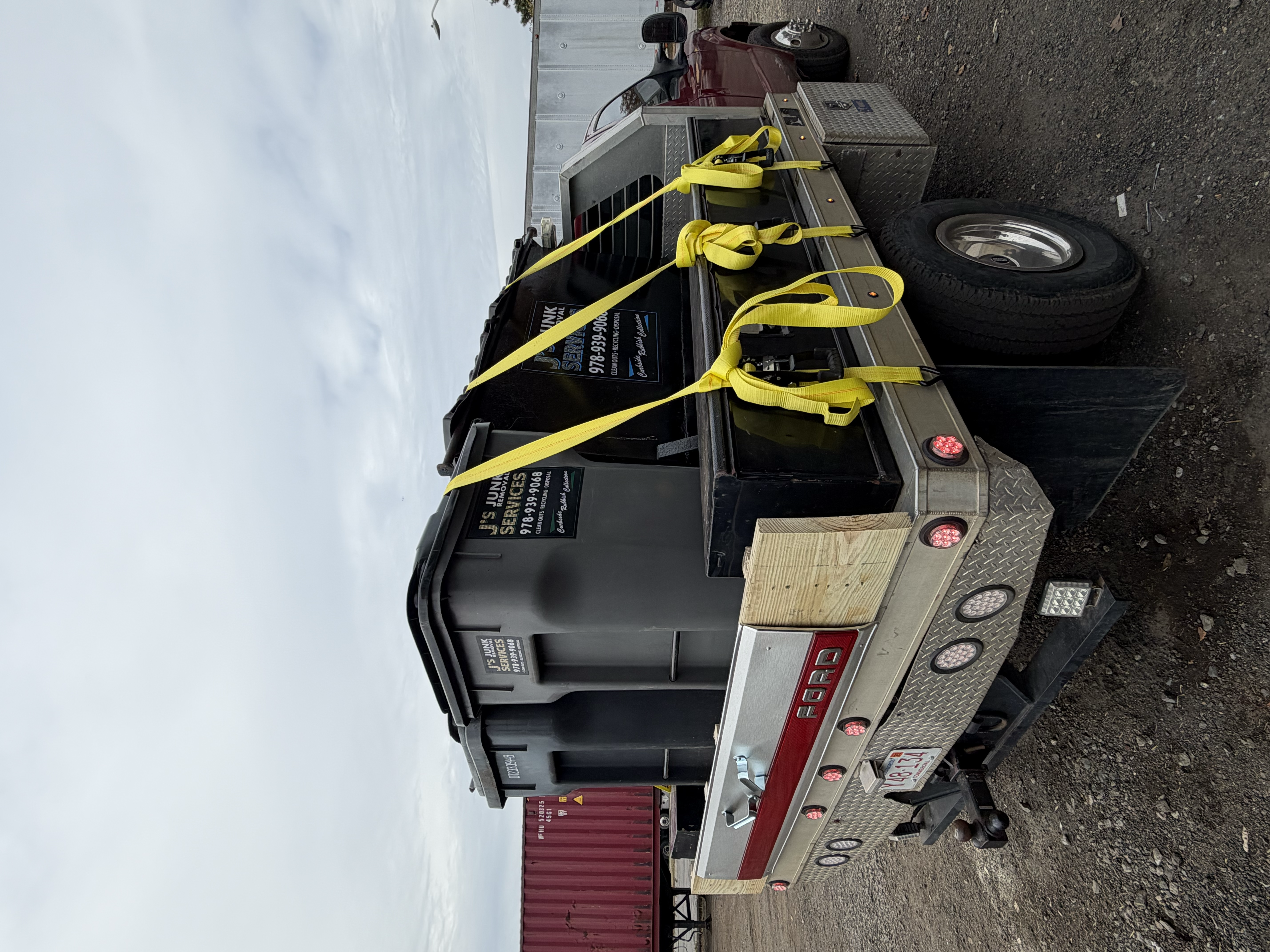 Curbside collection bins